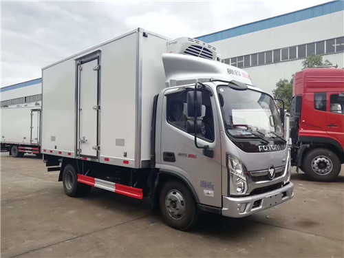 現有一臺福田奧鈴新捷運4.2米冷藏車現車,低價虧本出售！虧本出售！