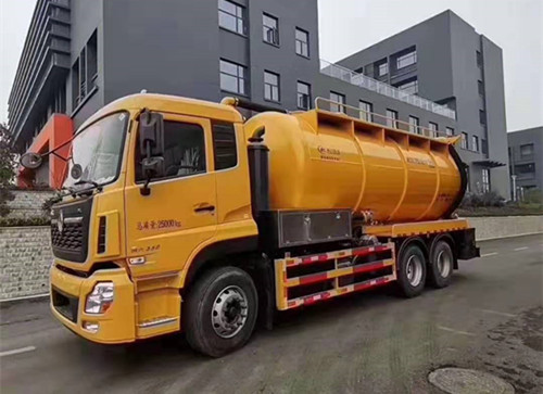 國六東風天龍后八輪22方吸污車無副發動機，30L高壓泵，吸污：2160立方/min