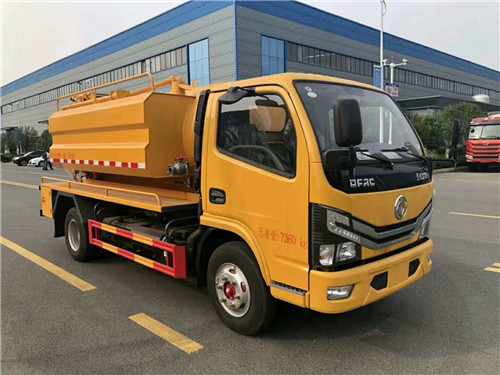 國六東風多利卡6方清洗吸污車