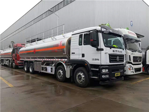 重汽汕德卡前四后八鋁合金油車圖片展示，燃油達標也完成，歡迎選購