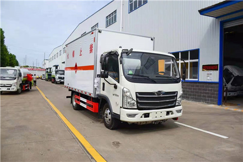 福田時(shí)代4.2米危險(xiǎn)品廂式現(xiàn)車2臺(tái)可出爆破，氣體，液體，腐蝕，雜項(xiàng)