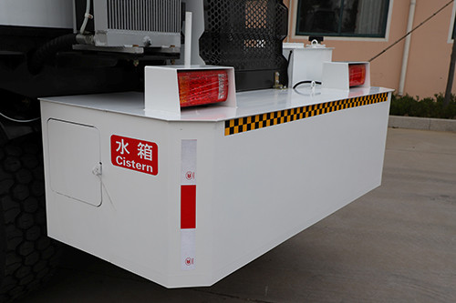 3.8 方自上料攪拌車細節圖片