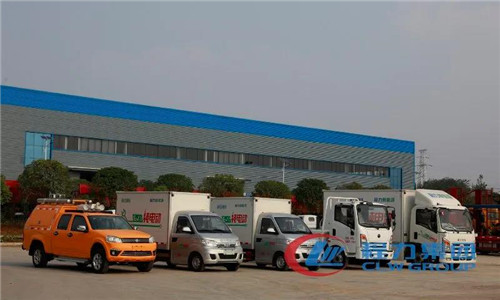 程力新能源醫(yī)用冷鏈專用車和電源搶險車一車難求。 程力新能源醫(yī)用冷鏈專用車和電源搶險車一車難求。