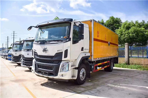 1597284393578519.jpg 國六東風柳汽42危險品廂式車 (2).jpg