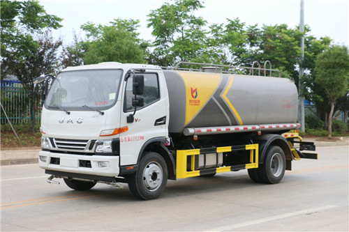 1605510640309656.jpg 江淮駿鈴V3 國五5方灑水車 (2).jpg