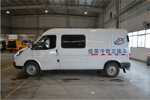 1617344646634374.jpg 江鈴特順疫苗冷鏈車 (4).jpg