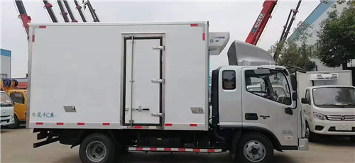 1622514419414654.jpg 國六福田奧鈴速運(yùn)排半活魚冷藏運(yùn)輸車 (6).jpg