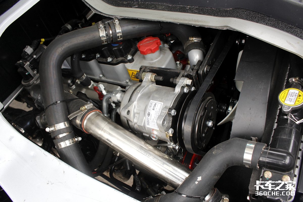 2.3L全柴機 途逸冷藏車可以合規拉1.8噸