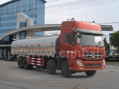 國(guó)四東風(fēng)天龍前四后八鮮奶運(yùn)輸車(chē)